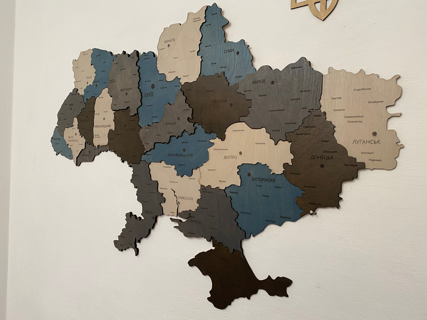 Багатошарова карта України з фанери, без річок та підсвітки колір "Арктичний спокій"