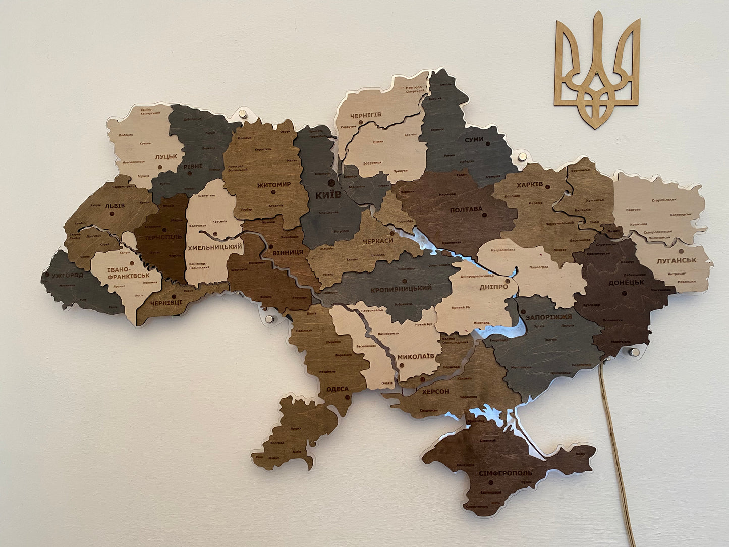 Багатошарова карта України з річками та підсвіткою колір "Струнка елегантність"
